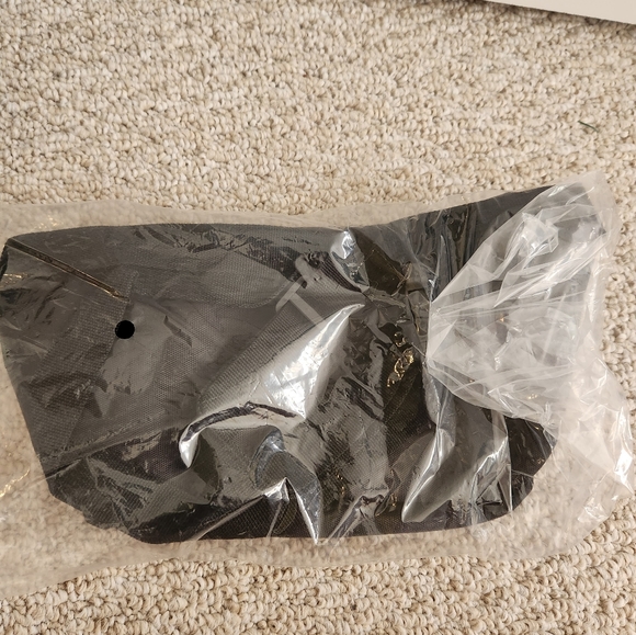 Toronto Raptors Fanny Pack - Picture 2 of 2